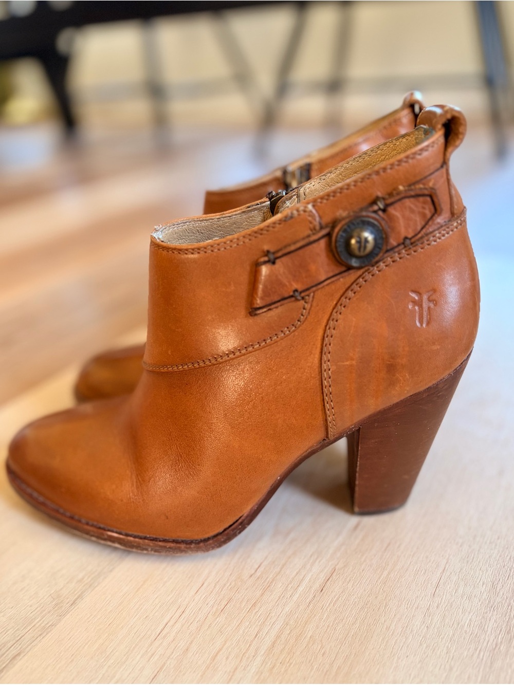 Frye Cognac Leather Jenny Ankle Booties with Button Accent Stacked Block Heel